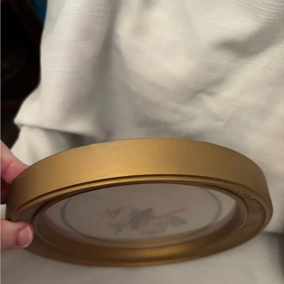 Gold Oval Framed Bird Art Set - Picture 6 of 8